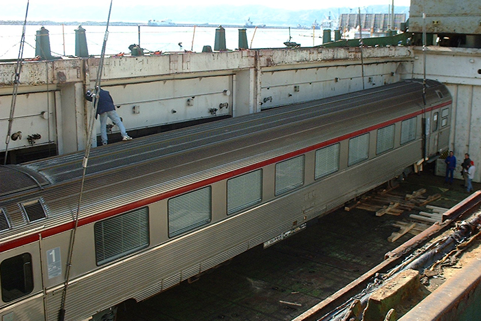 SeaChart Marine France Rail Cars cargo operation