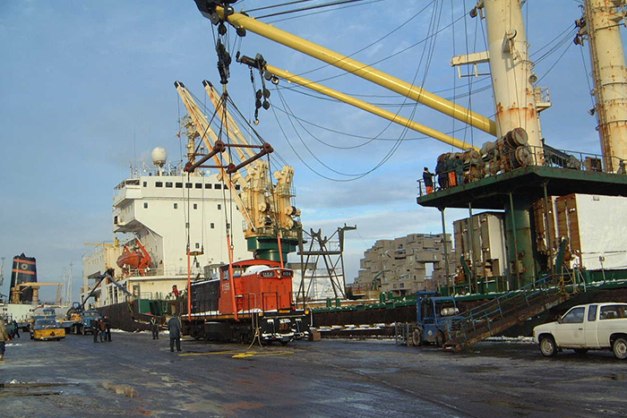 SeaChart Marine locomotive project cargo operation