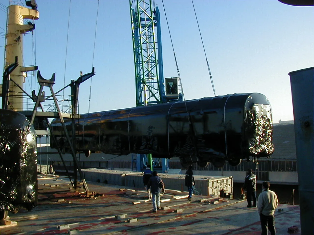 Heavy lift industrial equipment operation