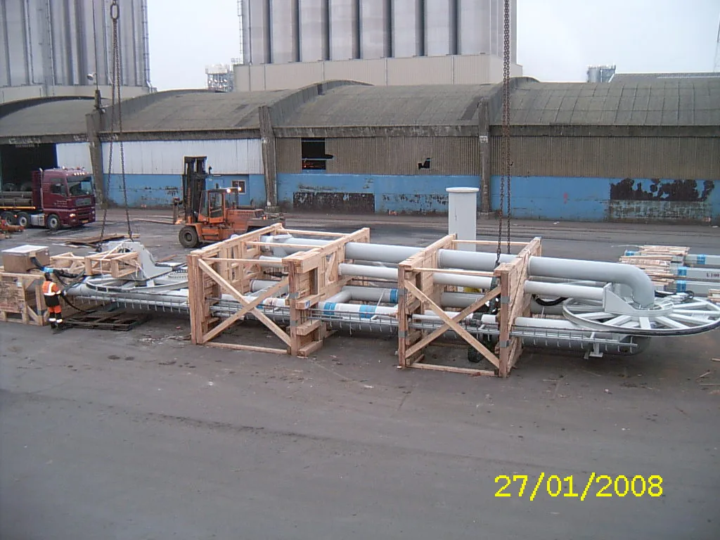 Industrial pipe equipment project cargo