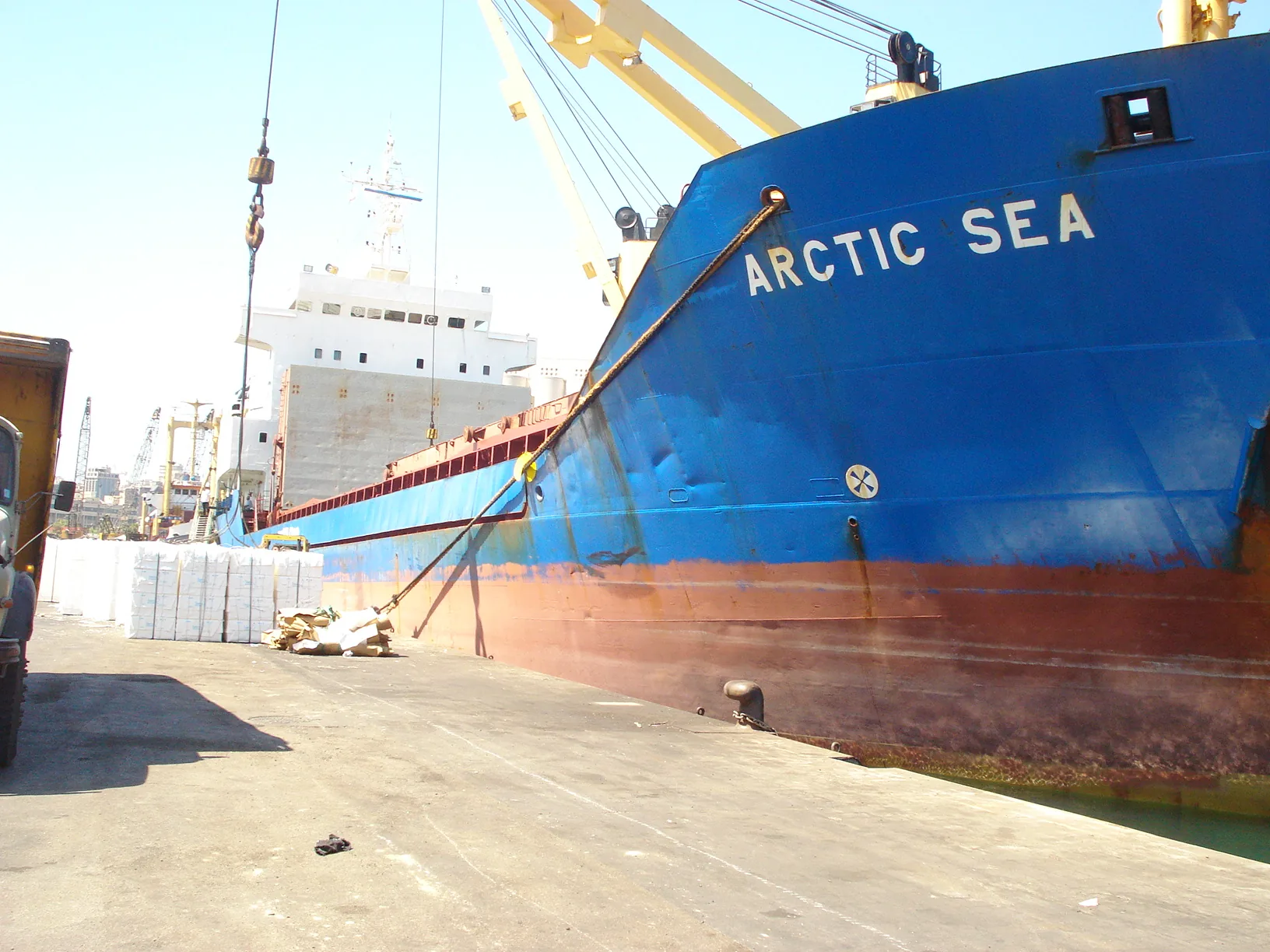 SeaChart Arctic Sea cargo and agency operation